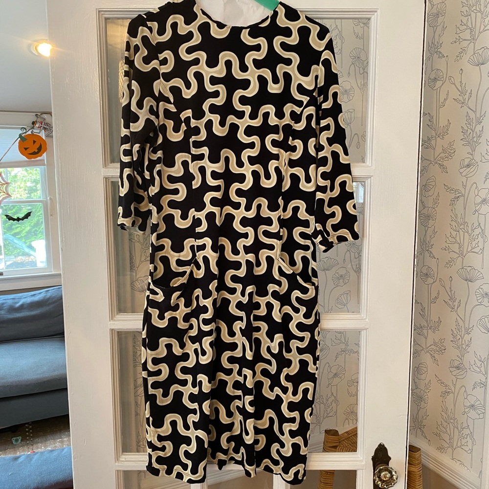 Classic J McLaughlin work dress size M